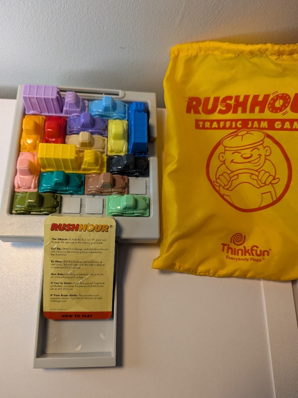 ThinkFun Rush Hour Traffic Jam Logic Game Complete with Travel Bag & Cards